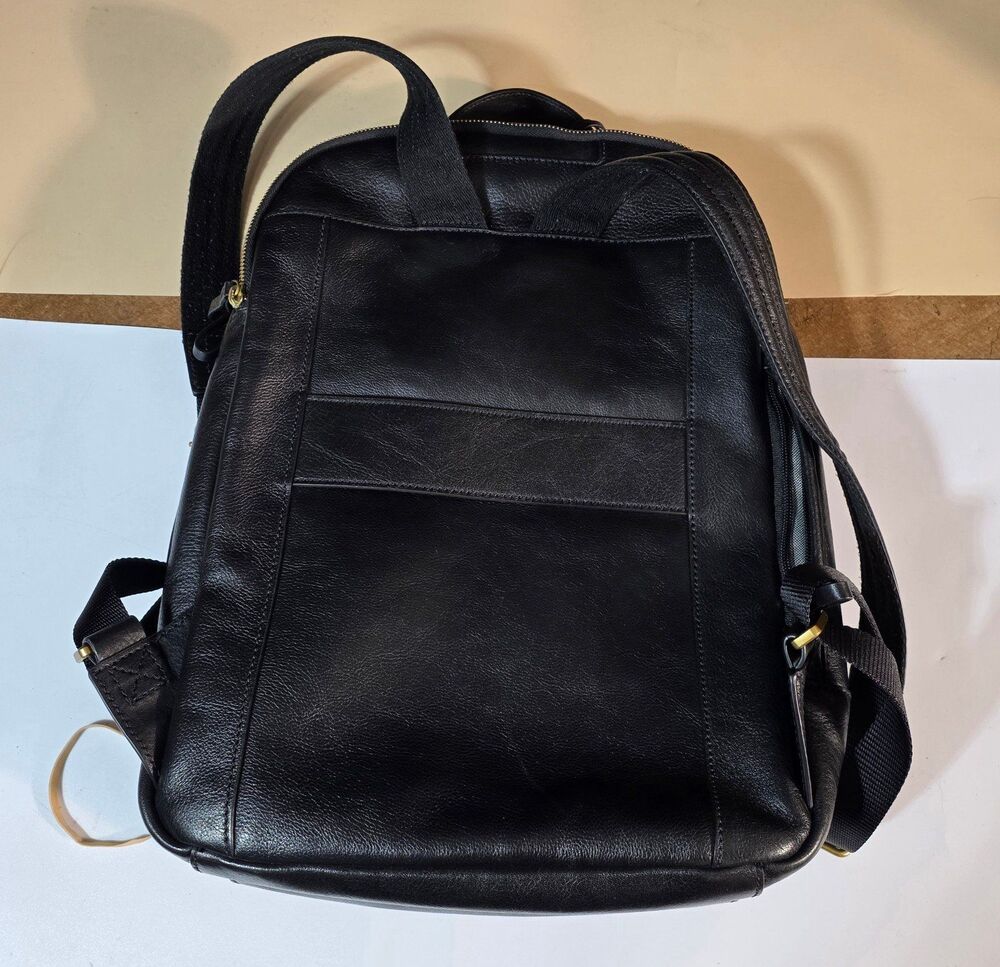 Fossil Black Genuine Leather Unisex Backpack Laptop Travel Book Bag EUC - Picture 2 of 11
